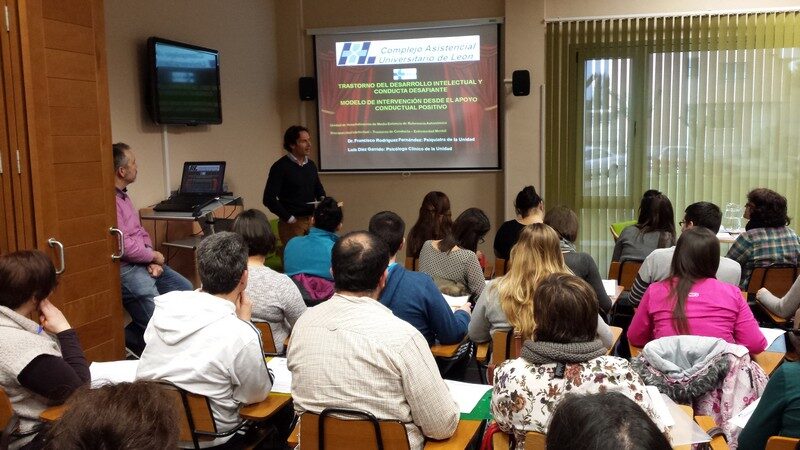 El Centro de Fundación Personas en Cuéllar acoge el curso “Salud Mental y Alteraciones de Conducta en personas con discapacidad intelectual”