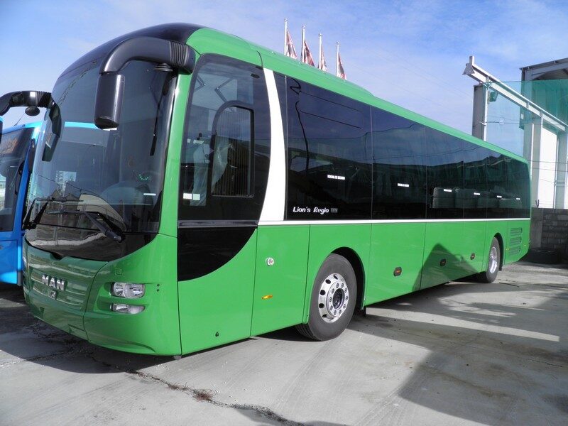 Adquisición Autobús suburbano